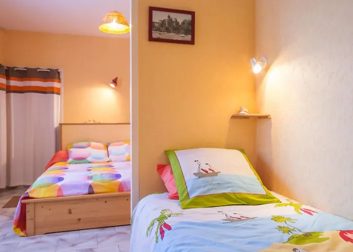 Hébergement de vacances Rouans, 2 Pièces, 4 Personnes - Fr-1-306-830 Rouans