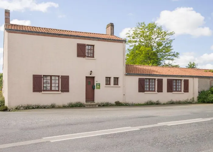 Rouans, 2 Pièces, 4 Personnes - Fr-1-306-830 Rouans