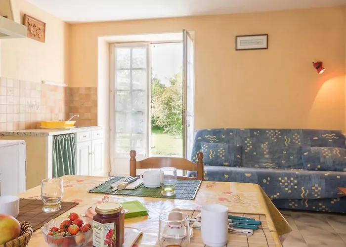 Rouans, 2 Pièces, 4 Personnes - Fr-1-306-830 Hébergement de vacances